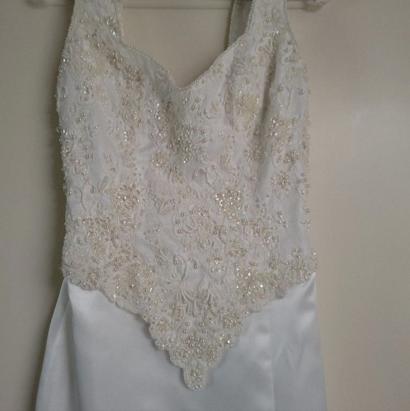 Wedding dress